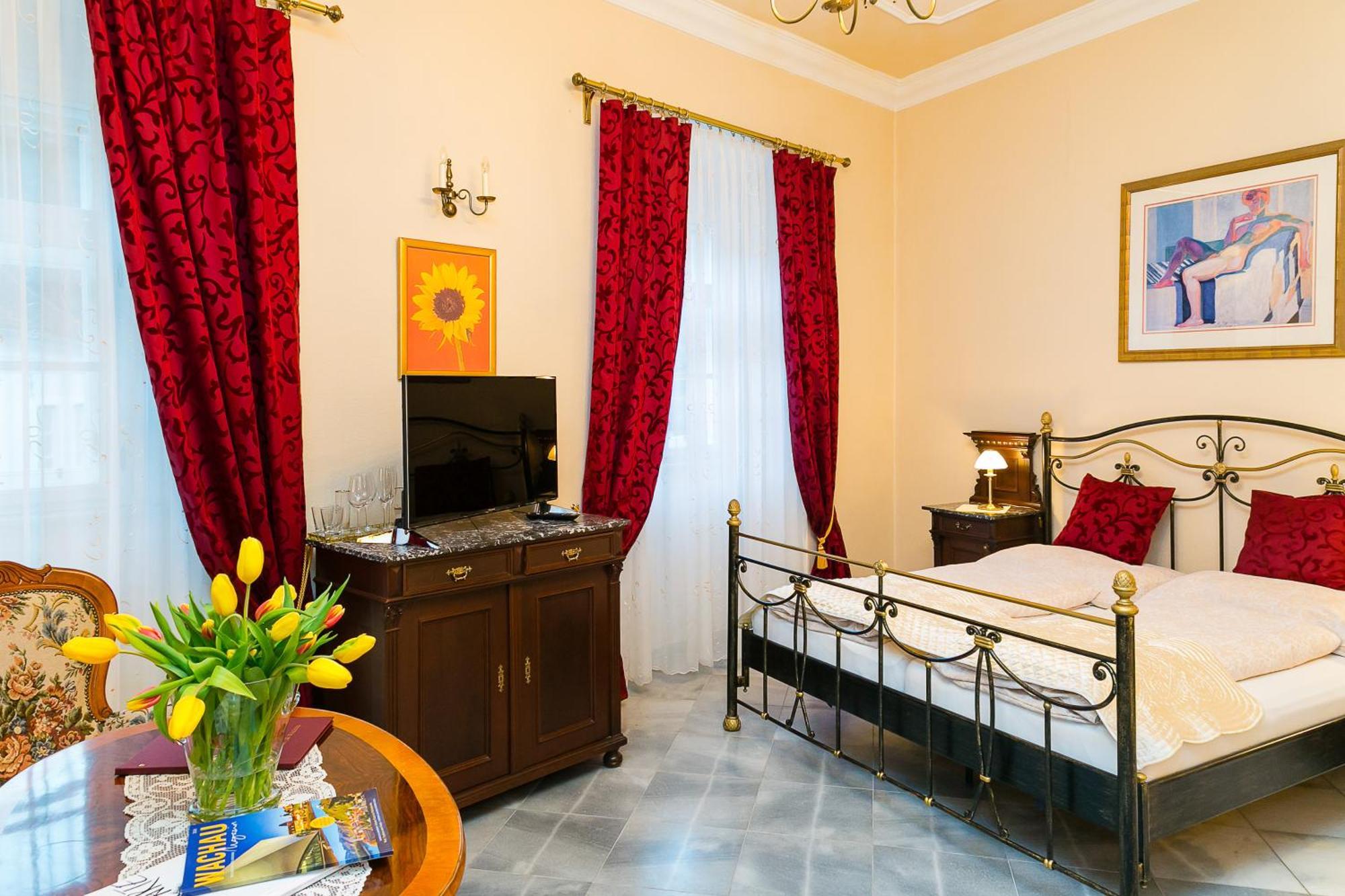וויסנקירשן אין דר וואכאו Boutique Hotel Ur-Wachau מראה חיצוני תמונה